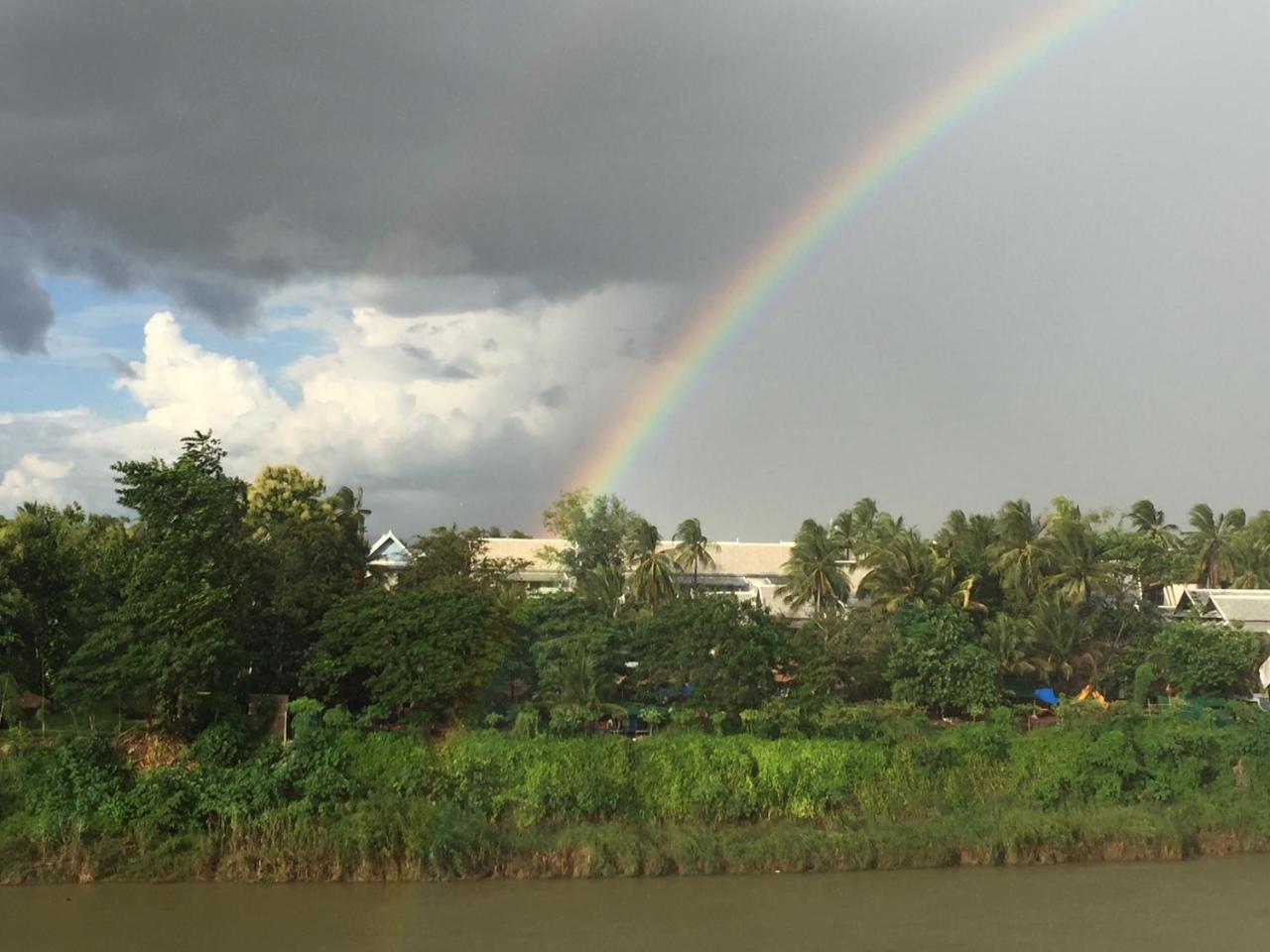 Mao Phasok Riverside Guesthouse Luang Prabang Exterior photo