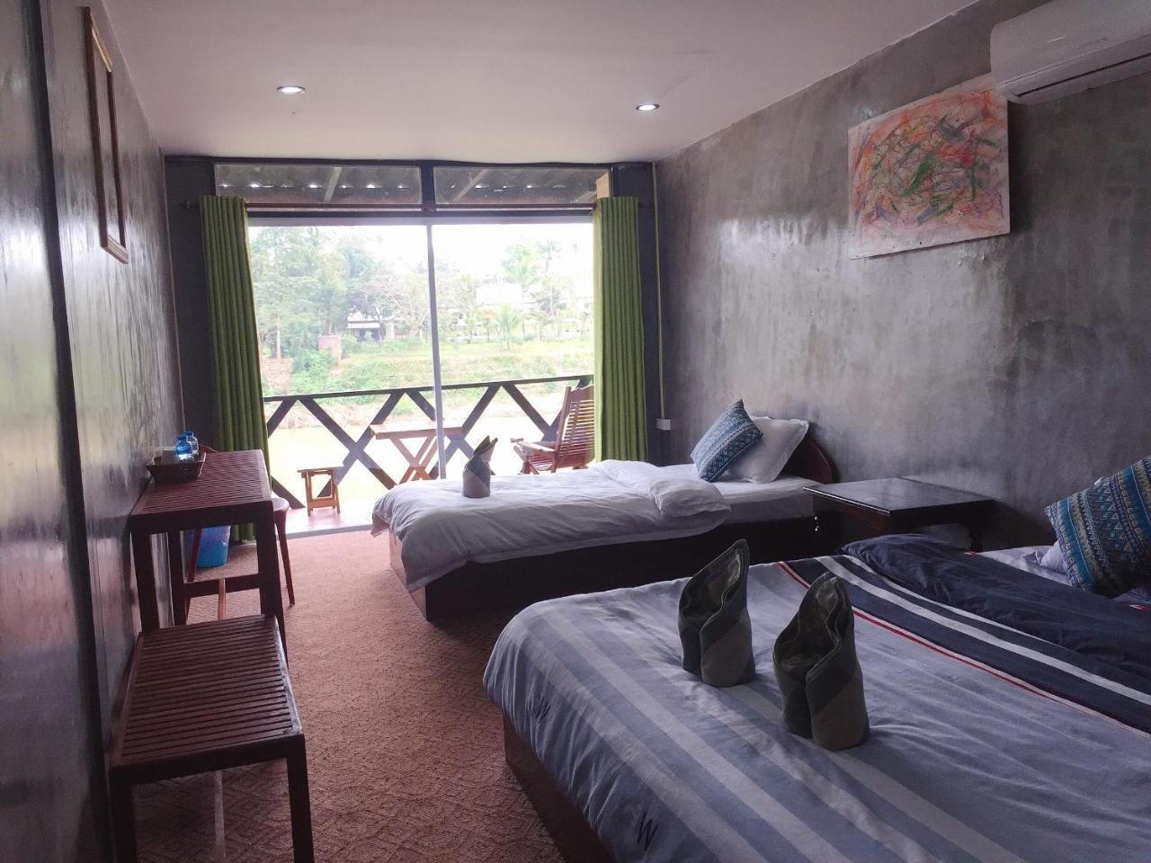 Mao Phasok Riverside Guesthouse Luang Prabang Exterior photo