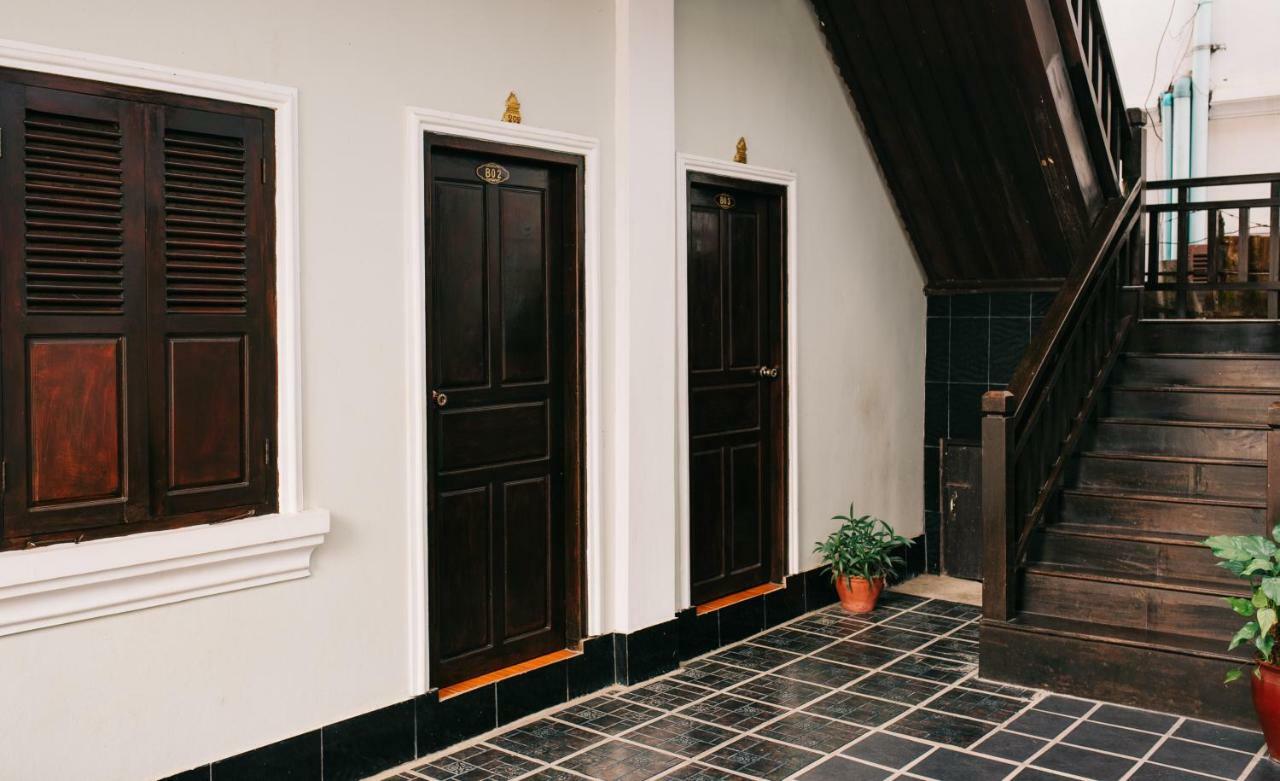 Mao Phasok Riverside Guesthouse Luang Prabang Exterior photo